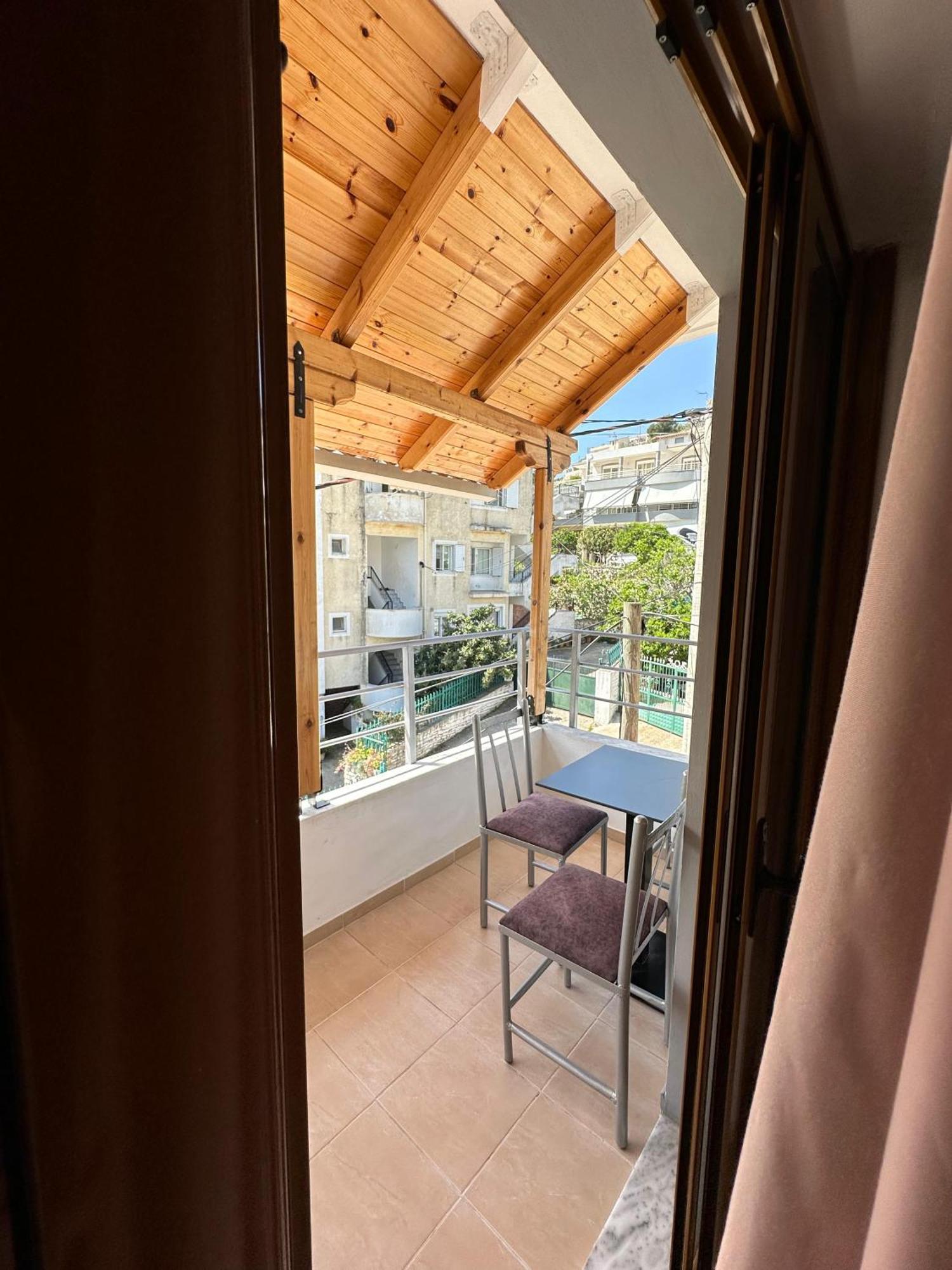 Evelina Ernild Rooms Sarandë エクステリア 写真